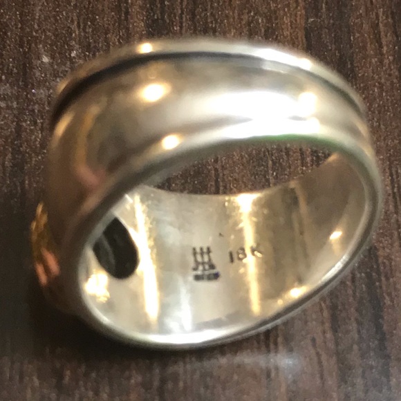 james avery 18k white gold ring with Diamond.!